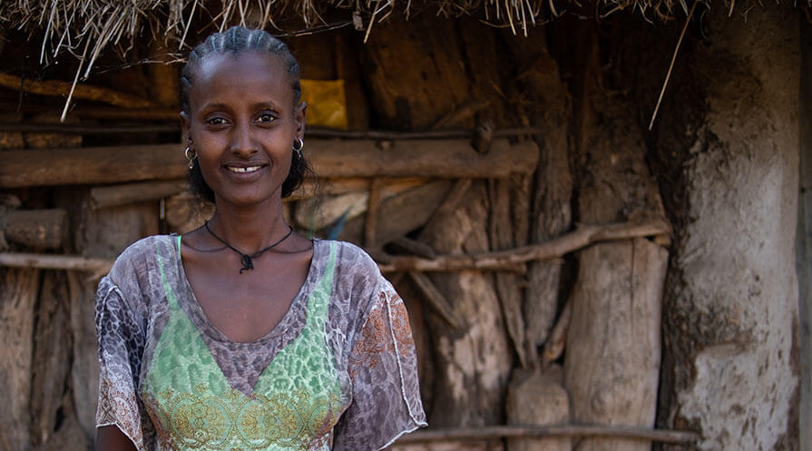 Mare Workluel is a CDD in Gondar region’s Wudi Gemzu kebele (administrative area), a river blindness hot spot that is receiving mass drug administration four times a year instead of the usual one or two. A river flows a short distance from this village, providing a breeding ground for the black flies that transmit onchocerciasis, commonly known as river blindness.